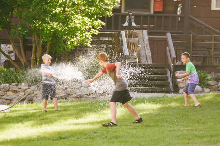 20190604_SprinklersKidsPlaying_HannahLauber-scaled